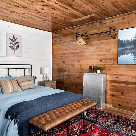 River Access W Hot Tub, Grill, Wifi, & Fire Pit! Lost City Exteriér fotografie