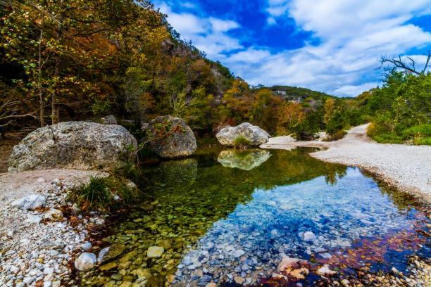 River Access W Hot Tub, Grill, Wifi, & Fire Pit! Lost City Exteriér fotografie