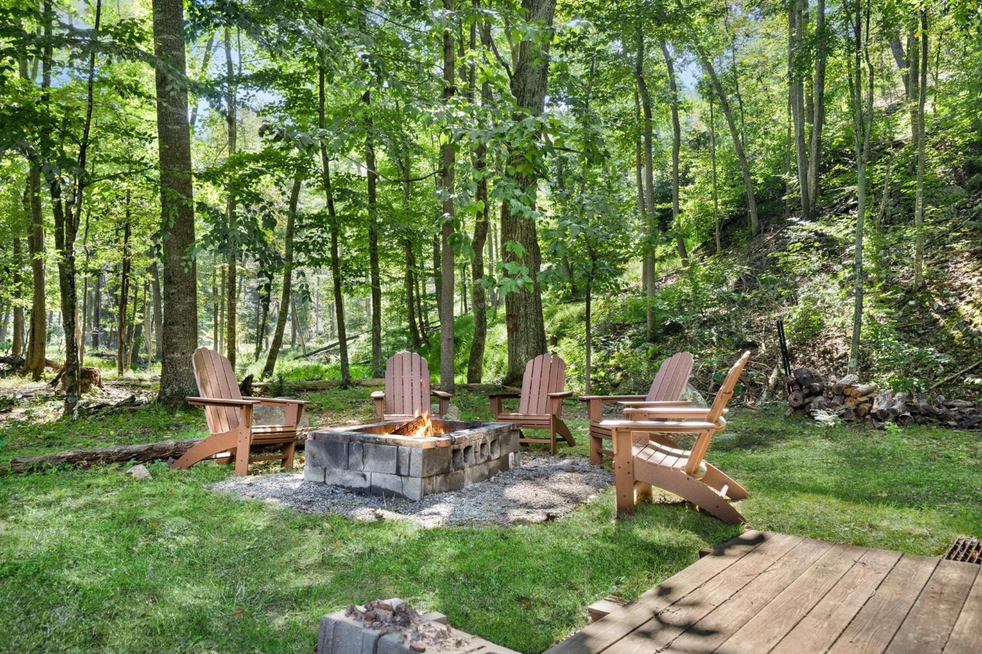 River Access W Hot Tub, Grill, Wifi, & Fire Pit! Lost City Exteriér fotografie